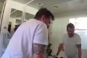 美國男子沉迷游戲 將2歲女兒留在高溫車內(nèi)致死 出庭前幾個小時自殺身亡