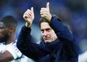 歐冠大勝！弗蘭克回?fù)艨ɡ衽u：當(dāng)專家比當(dāng)教練簡單多了