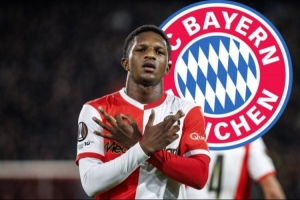 荷媒：拜仁今晚將派出球探現(xiàn)場考察費耶諾德19歲右后衛(wèi)雷德