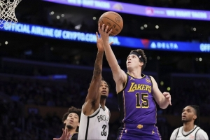 徐靜雨：湖人總冠軍！小里復出后湖人一場保底30罰 這就是大市場