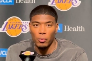 八村談防守文班：要加強(qiáng)對(duì)抗 緊緊貼住他 今天我讓他打得很掙扎