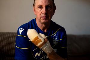 好人有好報(bào)！森林球迷見(jiàn)義勇為被砍七刀，俱樂(lè)部官方捐款1萬(wàn)英鎊