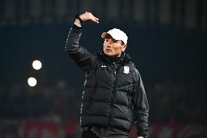 體壇：相關(guān)領(lǐng)導(dǎo)親自出馬，和邵佳一進行面談 足協(xié)4日加班草擬報告