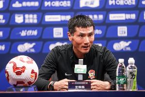 澎湃：郭士強的例子未必合適，但請給邵佳一與國足時間