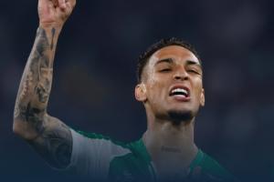 他配得上！安東尼2200萬轉(zhuǎn)會(huì)費(fèi)貝蒂斯隊(duì)史第三，新賽季10場6球2助