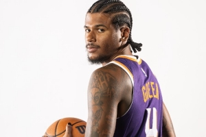 在火箭是否擁有過(guò)如此好的進(jìn)攻空間？杰倫·格林：下個(gè)問(wèn)題