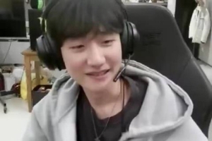 Peanut直播向觀眾粉絲告別：職業(yè)選手韓旺乎跟大家道別 辛苦了！