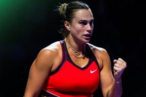 爭奪254萬美元獎金！薩巴倫卡2-1阿尼西莫娃，決賽將戰(zhàn)萊巴金娜