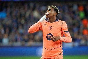 阿斯捍衛(wèi)德拉富恩特：巴薩猛用亞馬爾可以，西班牙征召為什么不行