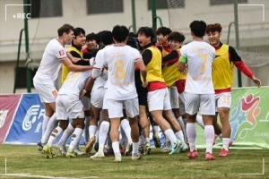 重燃！重慶足球時(shí)隔1264天重返中超