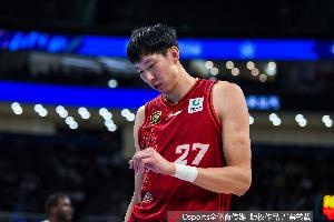 統(tǒng)治籃下助四川小組賽全勝！周琦：淘汰賽不容有失