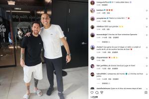 特雷澤蓋曬與梅西合影：無可爭(zhēng)議的第一，梅西??