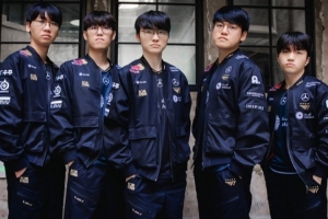 賽事官方發(fā)布S15冠亞軍決賽對陣預(yù)告：洪爐點(diǎn)雪，立見真章