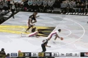 攻防一體！奧薩爾倒地斷球快速跟進再助攻斯圖爾特打?；@網(wǎng)