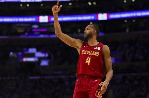 奮力反擊！莫布里傳射建功 騎士下半場打出12-0迅速迫近比分