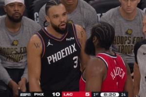 趕緊管管吧！狄龍與哈登還在喋喋不休 裁判一旁看戲！