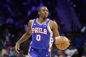 穩(wěn)定輸出！馬克西24中12砍下31分4板7助1斷2帽