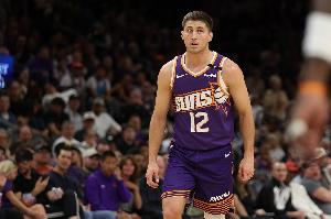 外線開火！吉萊斯皮三分10中4拿到13分6板4助 次節(jié)獨得12分