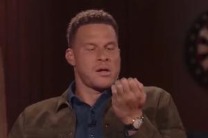 格里芬：莫布里連打我三個后還悠閑的看指甲 這讓我感覺該退役了