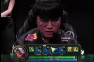 極限拉扯！賽事官方分享Gumayusi對(duì)陣KT第二局輪子?jì)尩谝灰暯? >
                                        </div>
                                    </div>
                                                                        <div   id=