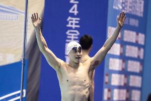 孫楊：滿意預(yù)賽的發(fā)揮，希望用熱愛和精神為游泳貢獻(xiàn)自己的力量