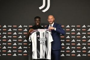 尤文官方：20歲前鋒塞里涅·德梅與俱樂(lè)部續(xù)約至2028年6月