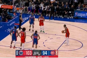 十佳球占一席！白魔底線突破騰空 折疊拉滿弓雙手炸裂暴扣！