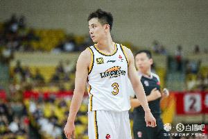 官方通告：趙繼偉左側(cè)大腿肌肉拉傷 后續(xù)恢復待詳細檢查與評估