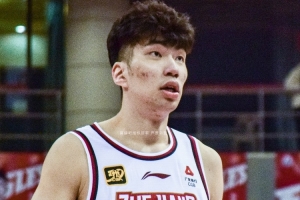 解說：余嘉豪的西乙之旅含金量確實(shí)可以 這一趟回來明顯蛻變了