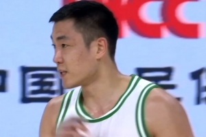 手感昨晚用光了！高詩(shī)巖12中4&三分5中1 得到12分2板7助4斷