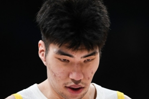 解說：如果國家隊(duì)中鋒位置人手足夠的話 支持余嘉豪勇敢請(qǐng)假