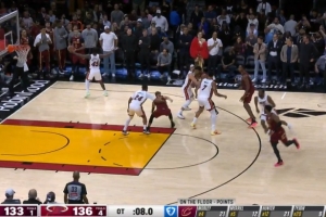 熱火VS騎士裁判報(bào)告：漏吹鮑爾5秒界外球違例 絕平反絕殺判罰無(wú)誤