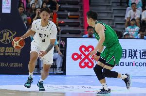 3次犯規(guī)是隱患！趙睿上半場2中2得6分1板3助