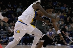 可真敢呀！科利爾出界&步行者利用第5個(gè)暫停挑戰(zhàn) 好在挑戰(zhàn)成功