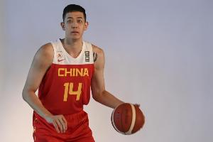 郭艾倫：當(dāng)時(shí)國(guó)家隊(duì)管沈梓捷叫大鳥 我說叫小鳥 后來大家都叫小鳥