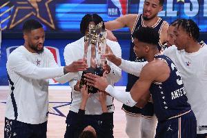 全明星美國(guó)vs世界 美球迷建議：不讓投三分 贏方有總決賽主場(chǎng)優(yōu)勢(shì)