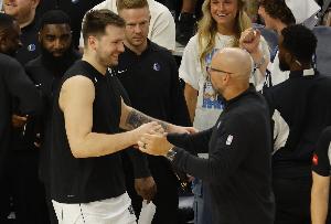 Shams：對于東契奇交易基德也知情 獨行俠內(nèi)部所有人達(dá)成了共識