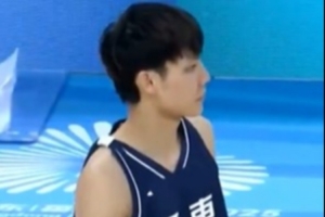 高效全能！徐杰三分10中6砍下18分7板6助 得分全場最高