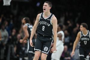 越來(lái)越好！籃網(wǎng)8號(hào)秀杰明11中5得16分4板5助1斷1帽 三分8中4