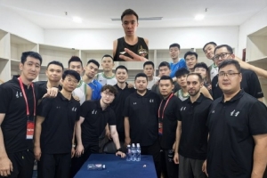 趙繼偉：昨天蹬地時(shí)清楚聽到“”的一聲 好在不是特別糟糕