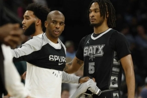 保羅，看看你對馬刺干的好事！