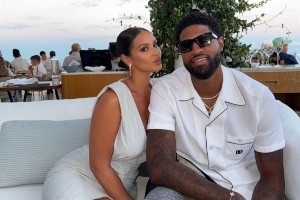 人生贏家！保羅·喬治曬照祝妻子生日快樂：35歲依舊那么迷人