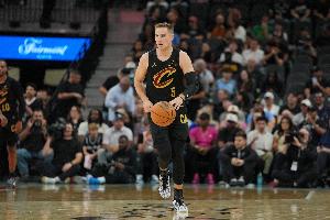 打鐵二人組！梅里爾&普羅克特半場12中1 合計僅得2分1板3助1斷