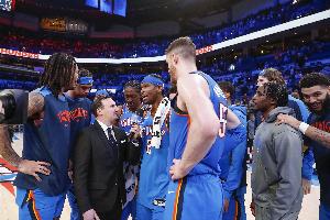 獨(dú)一檔的球隊(duì)！衛(wèi)冕冠軍雷霆豪取4連勝&12勝1負(fù)繼續(xù)領(lǐng)跑全聯(lián)盟