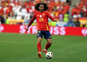 庫(kù)庫(kù)雷利亞：亞馬爾想要和我們?cè)谝黄穑匾氖亲屗耆祻?fù)