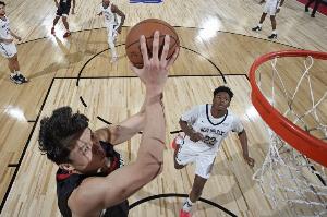 夏聯(lián)曾和楊瀚森互爆！鵜鶘13號(hào)秀中鋒奎因5分鐘砍8分2板1斷