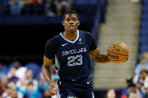 沒手感！11號(hào)秀科沃德半場(chǎng)6中1&三分4中0僅拿6分4板2助 正負(fù)值-18