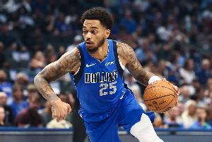 獨行俠官方：PJ·華盛頓左肩拉傷 本場比賽不會回歸