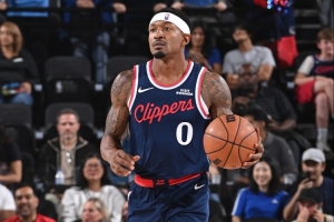 帕金斯：哈里森被解雇完該輪到弗蘭克了 你用比爾替換了鮑威爾？