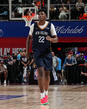 【菜鳥】奎因26分7板 弗拉格16分 理查德不該首發(fā) 桑德斯9分6犯